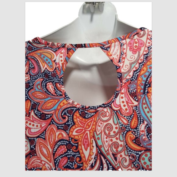 NEW Chico's Perfect Paisley Keyhole Back ShortSleeve Knit Top Sz 0 (4) Pink - Picture 2 of 4